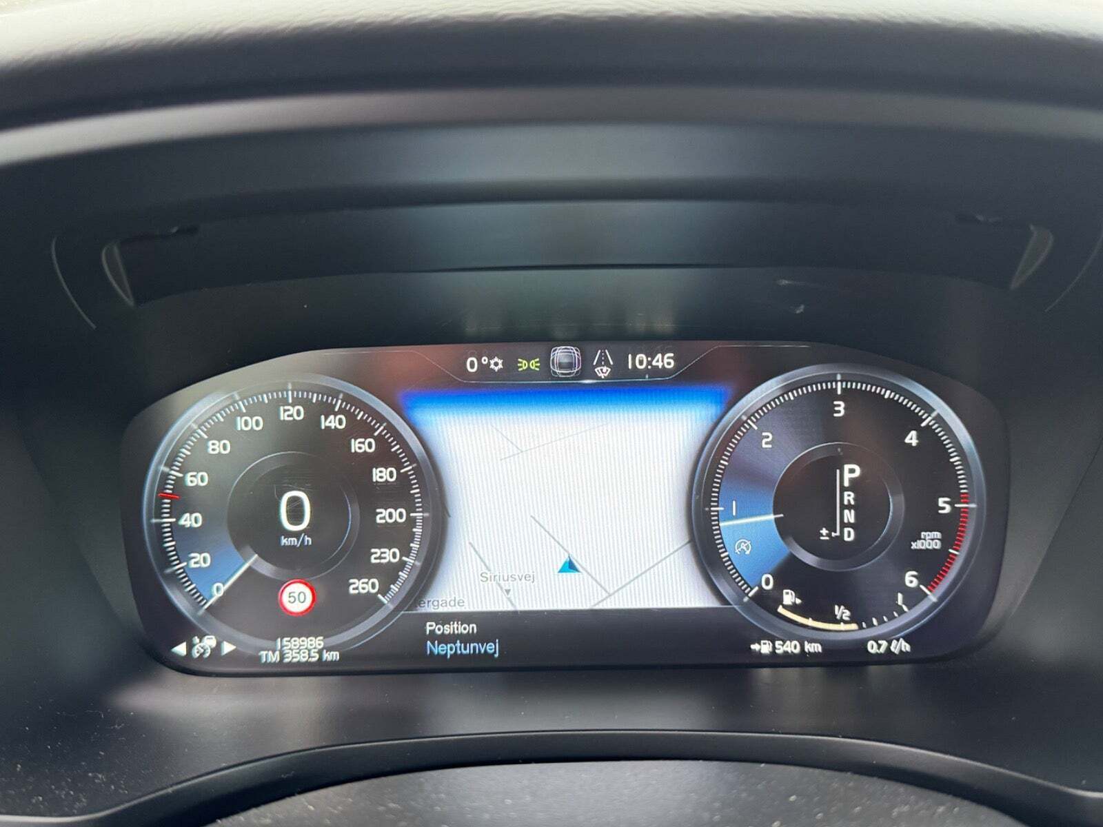 Sølv Volvo V60 fra 2019