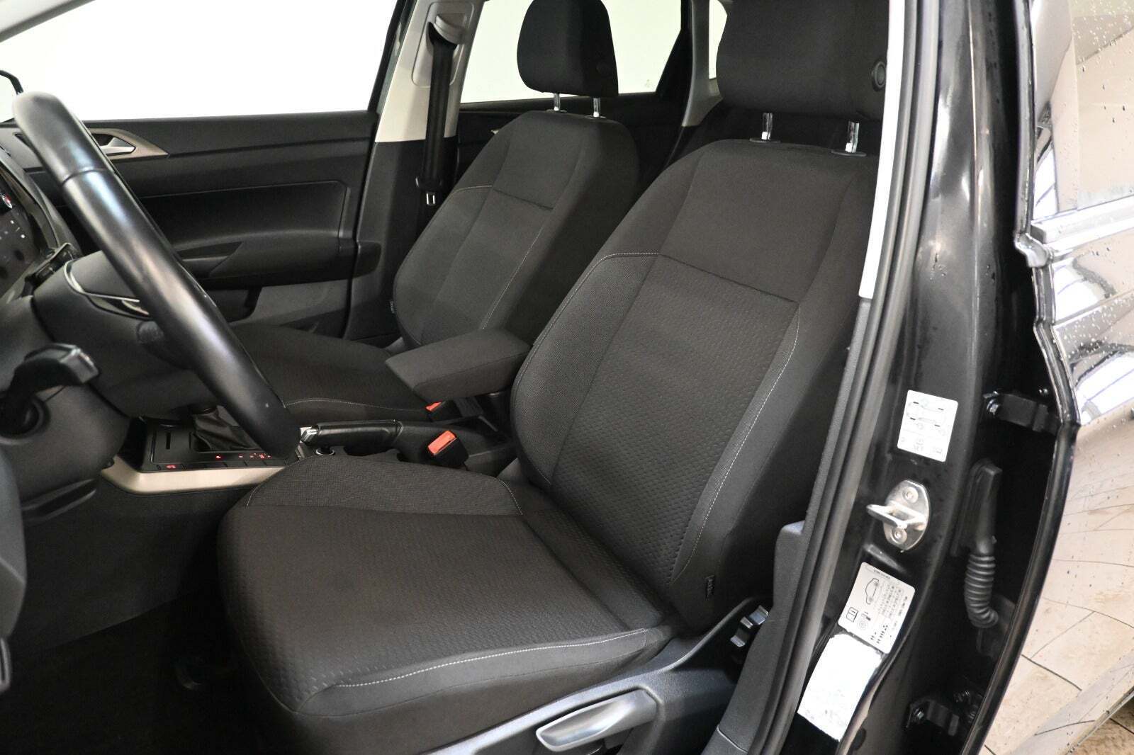 Sort VW Polo fra 2021