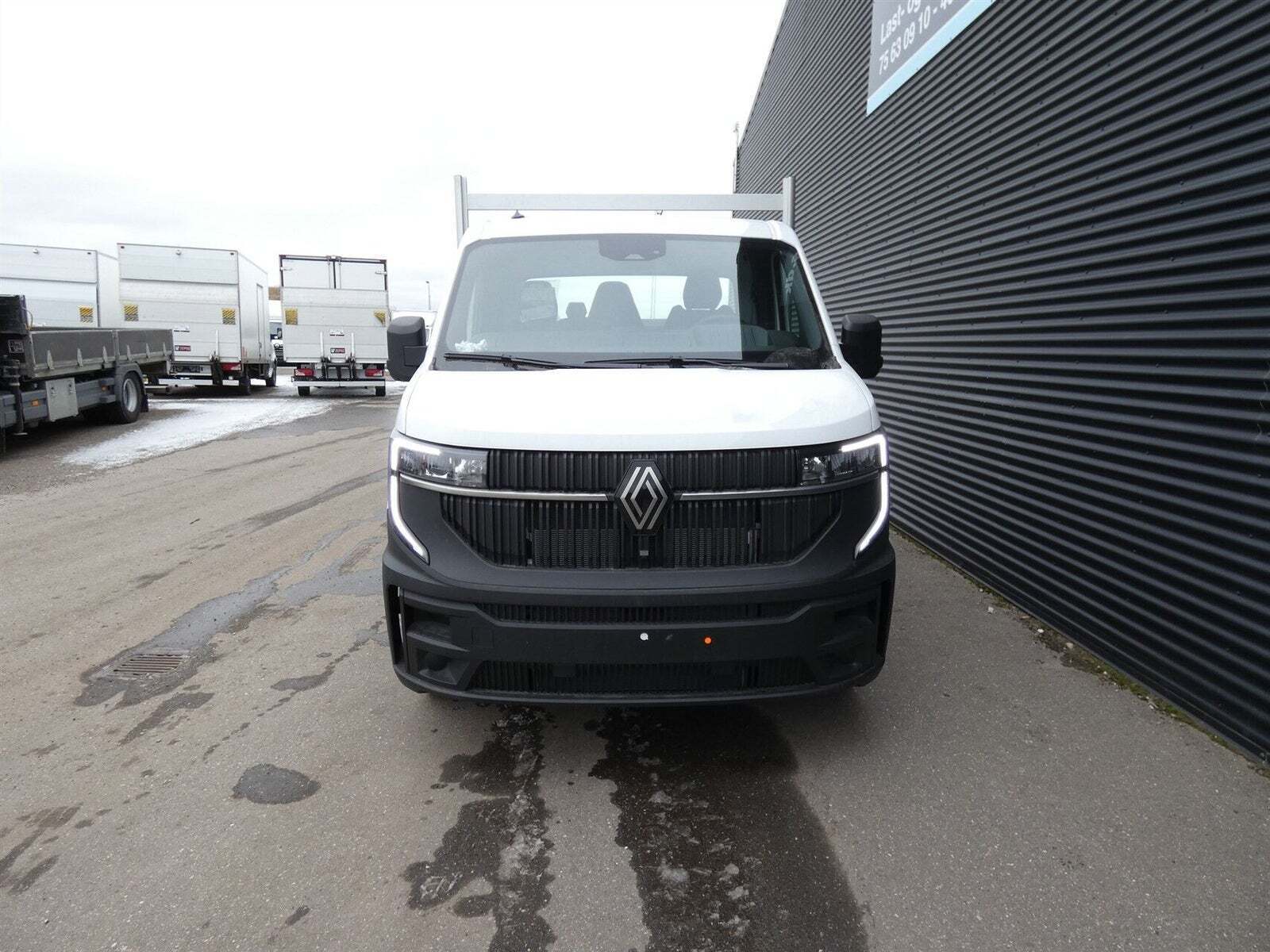 Hvid Renault Master V T35 fra 2025