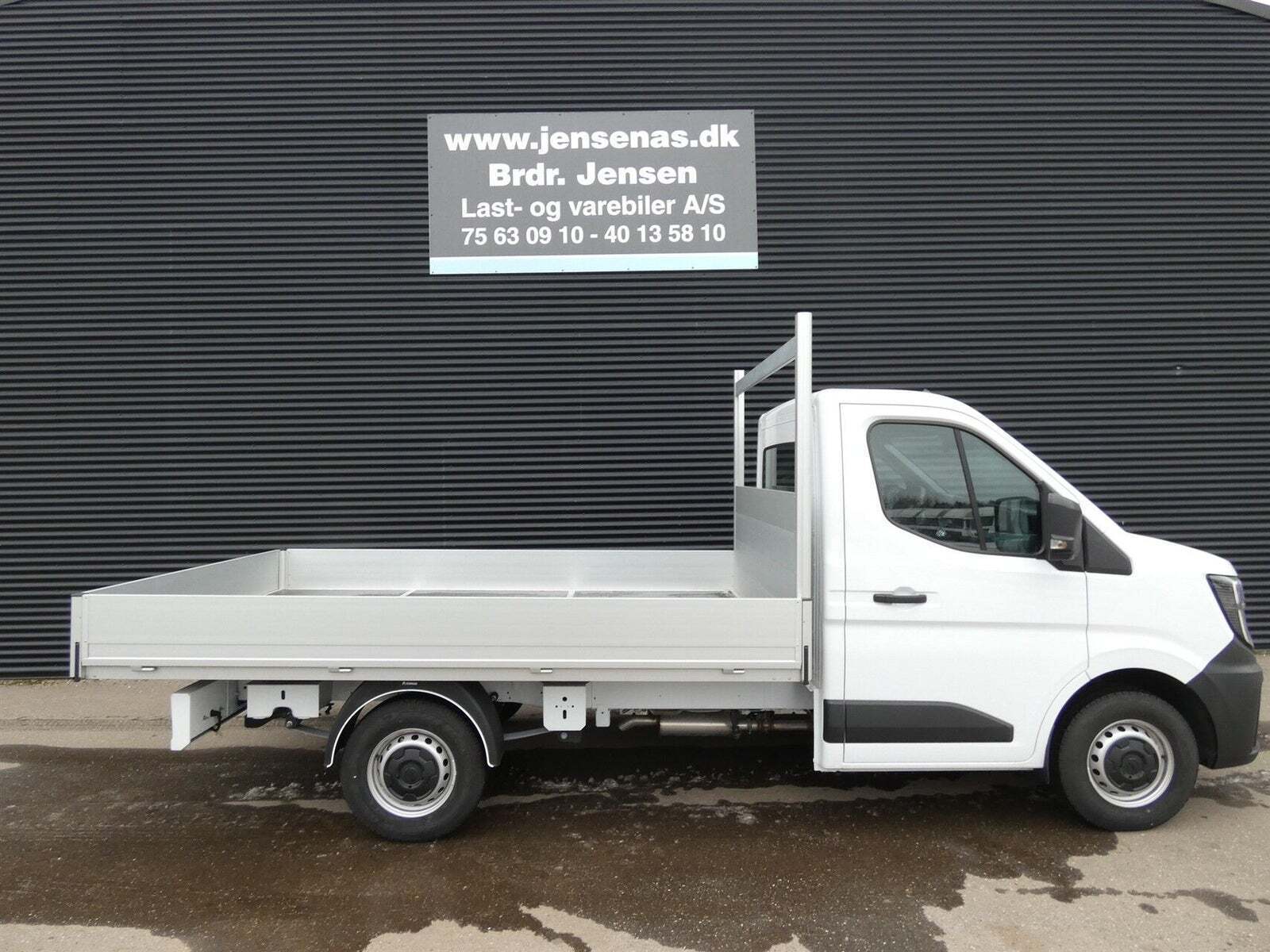 Hvid Renault Master V T35 fra 2025