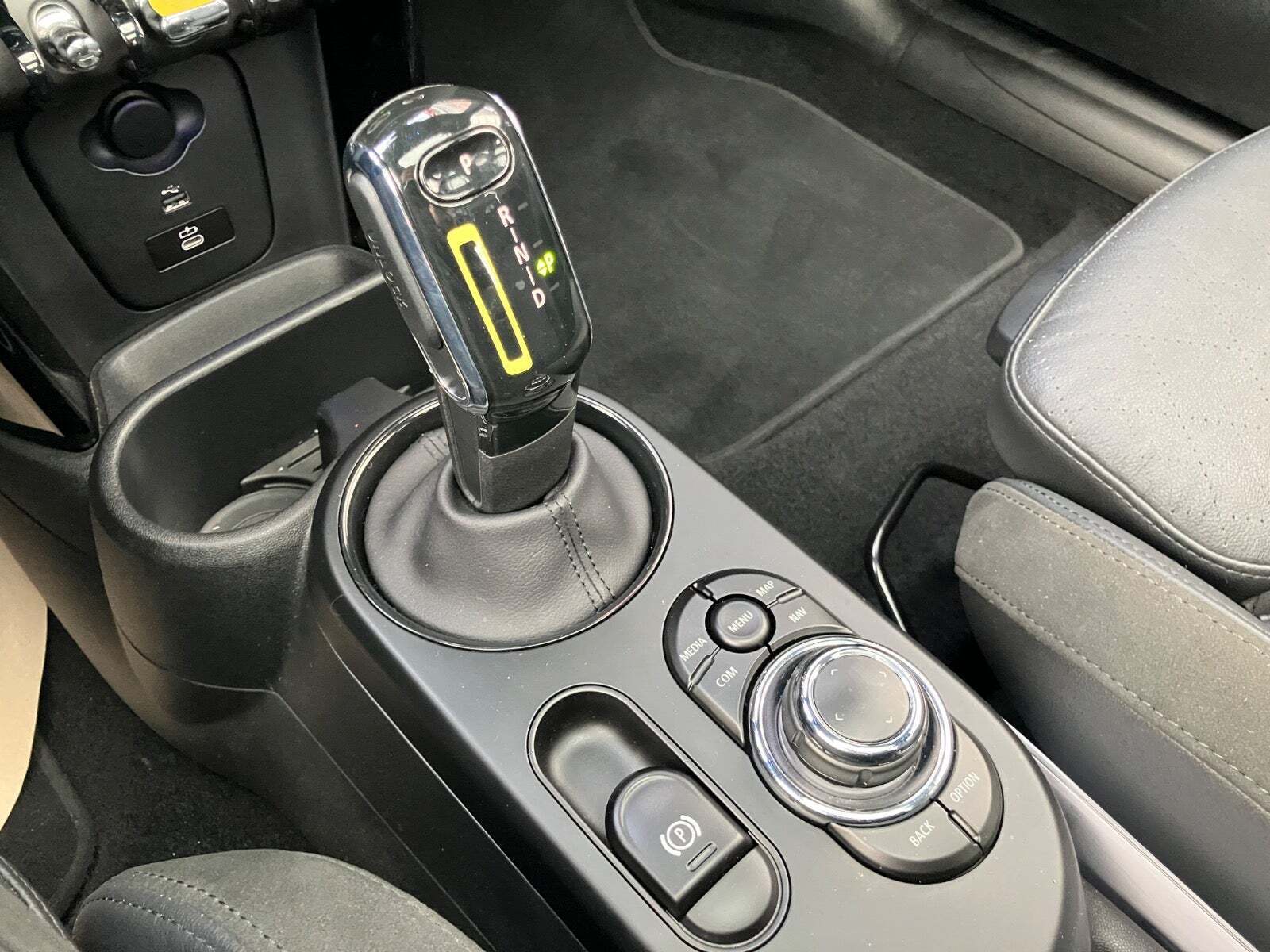 Grøn Mini Cooper SE fra 2022