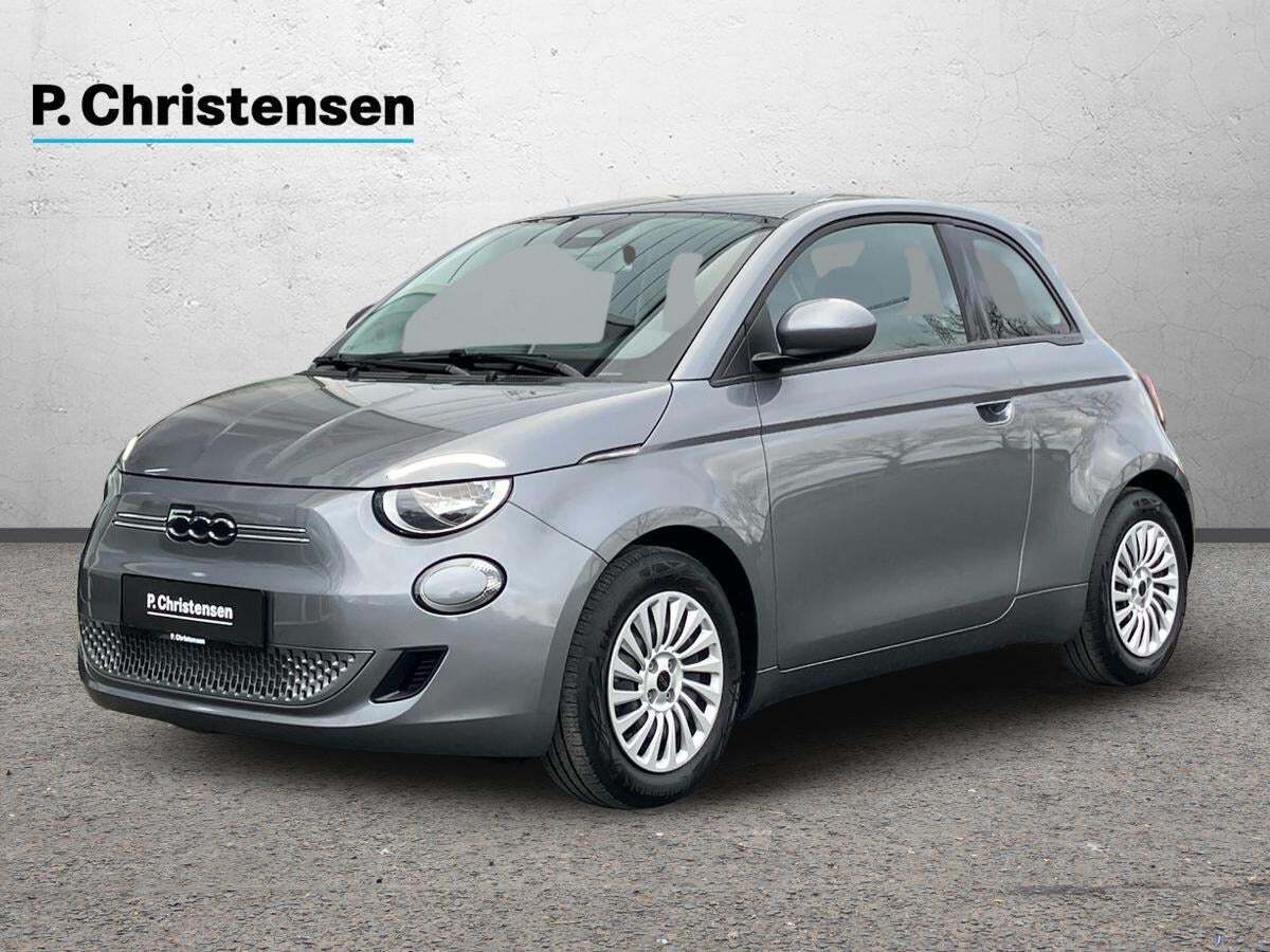 Fiat 500e 24 Action