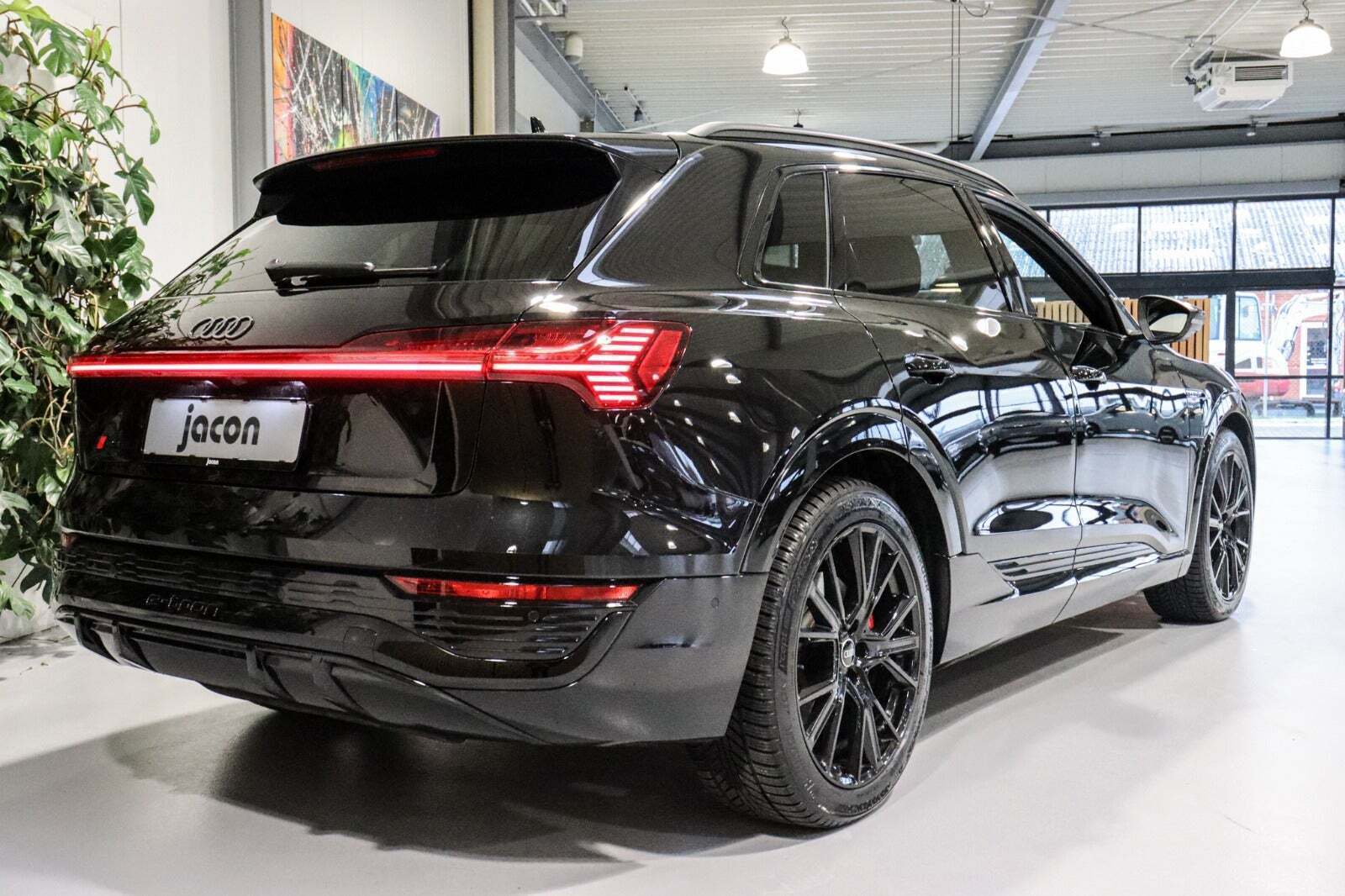 Audi Q8 e-tron 55 S-line quattro