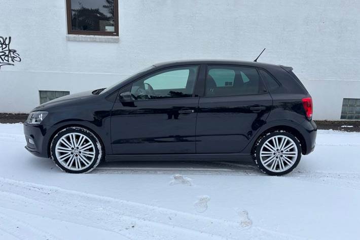 Sort VW Polo fra 2014