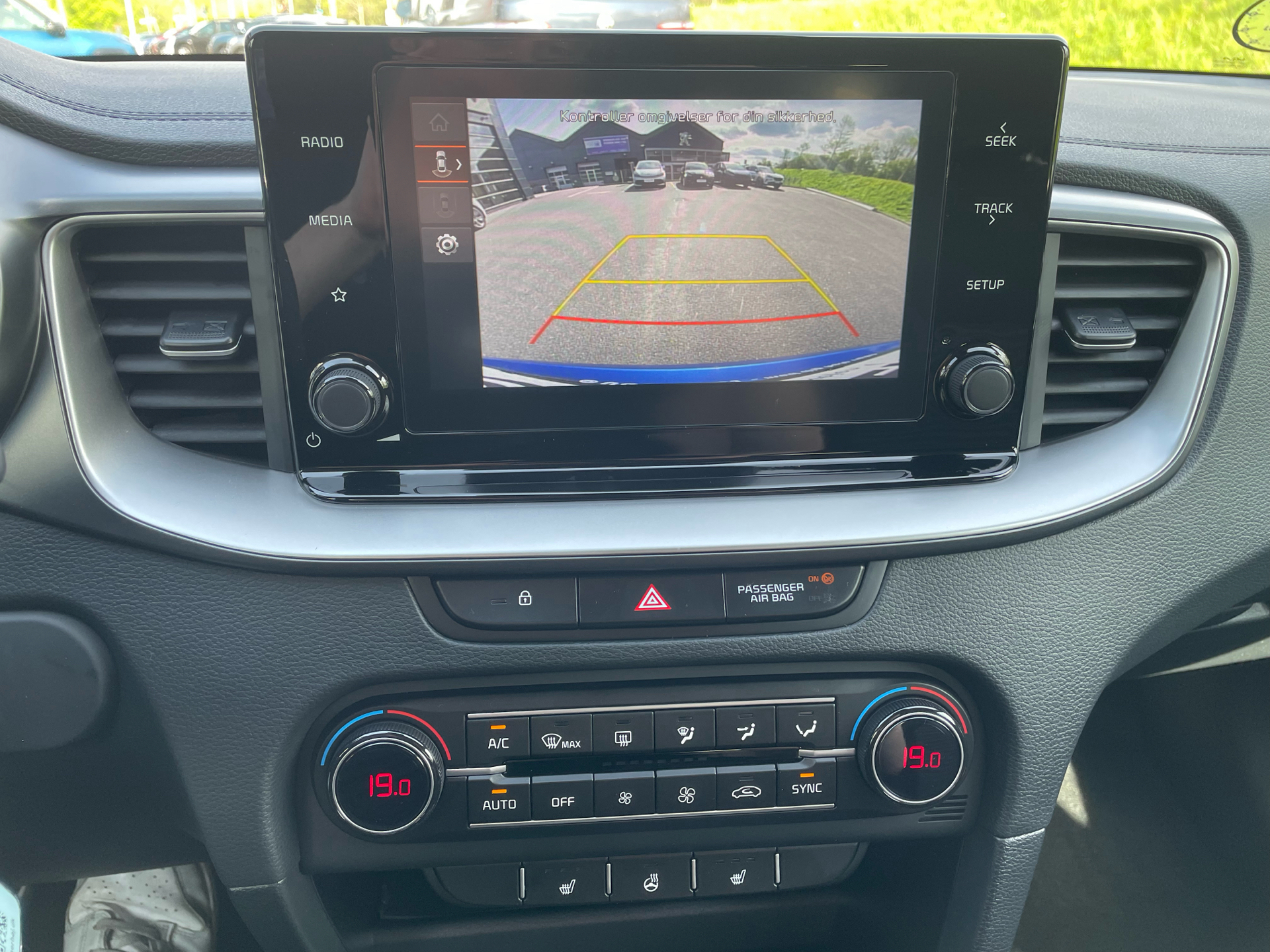 Blå Kia XCeed fra 2025