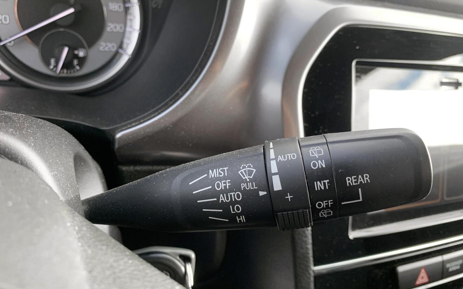 Sort Suzuki Vitara fra 2025