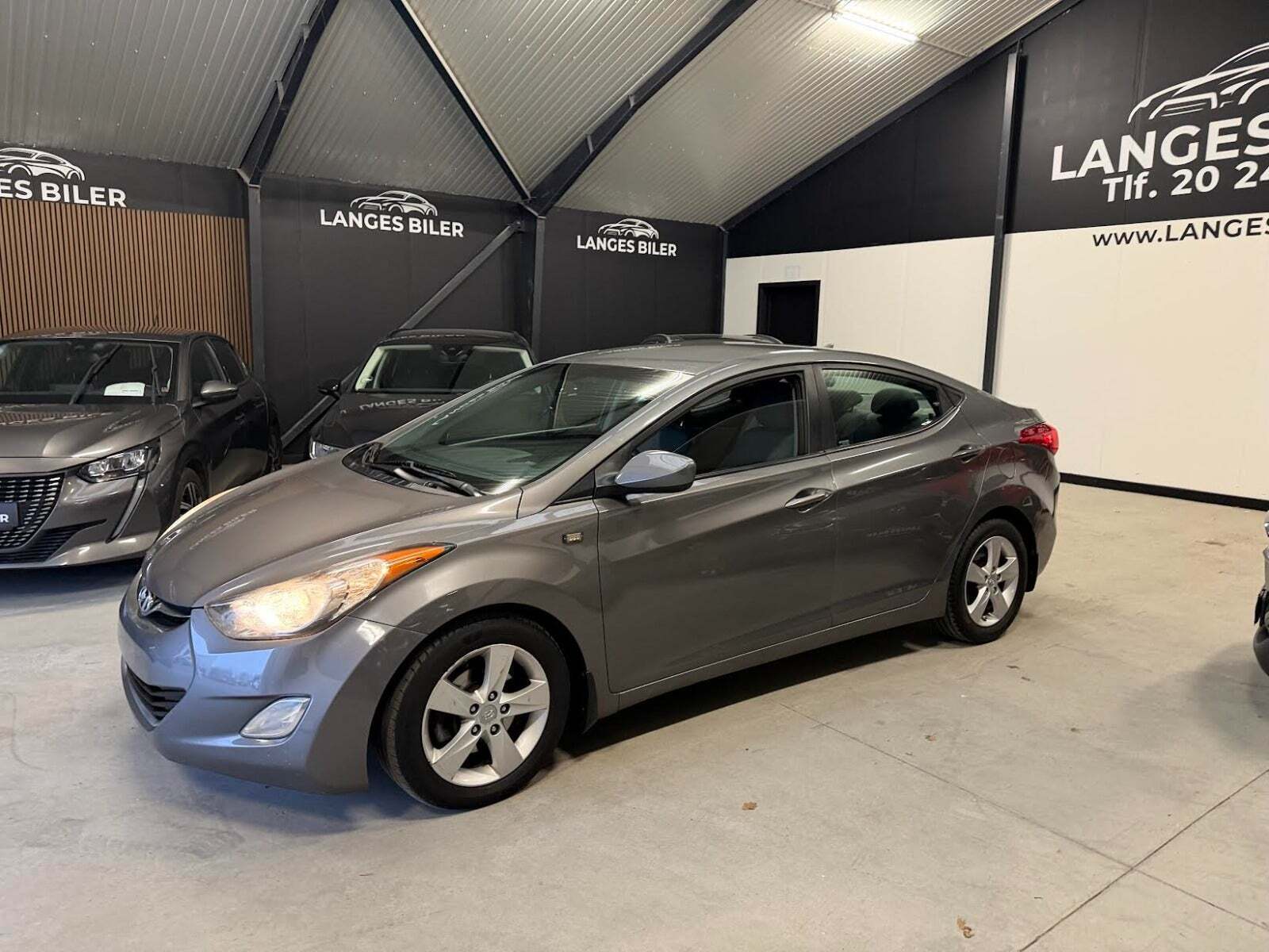 Hyundai Elantra 1,8 aut.