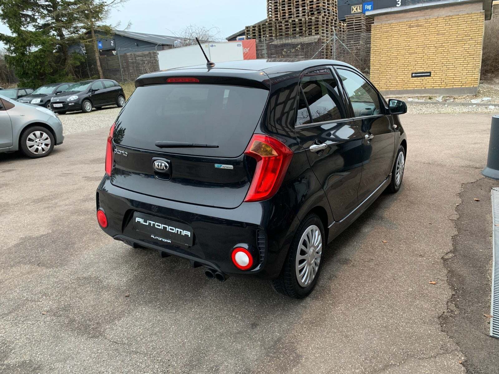 Kia Picanto 1,0 Attraction Sport