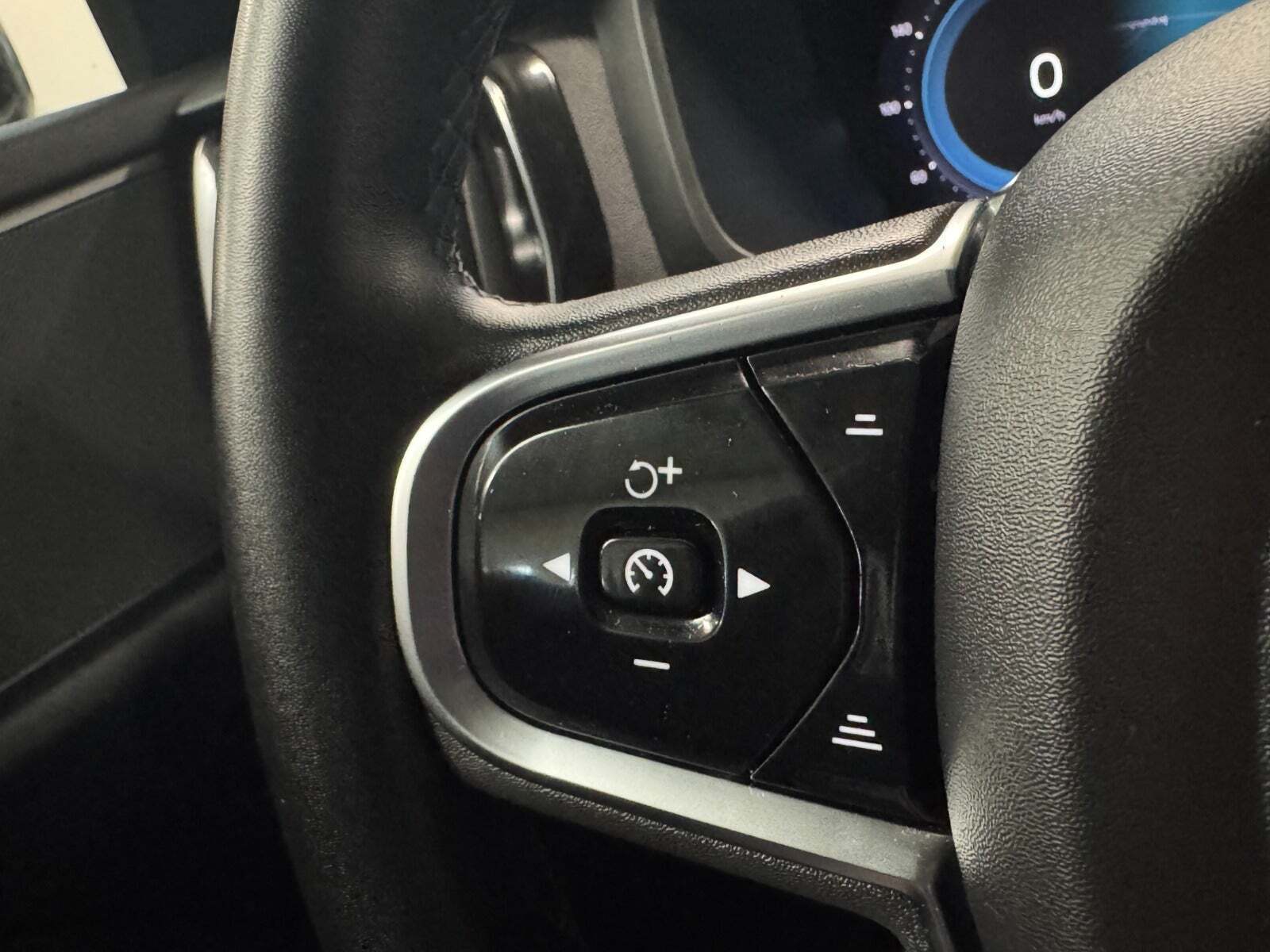 Sort Volvo V60 fra 2023