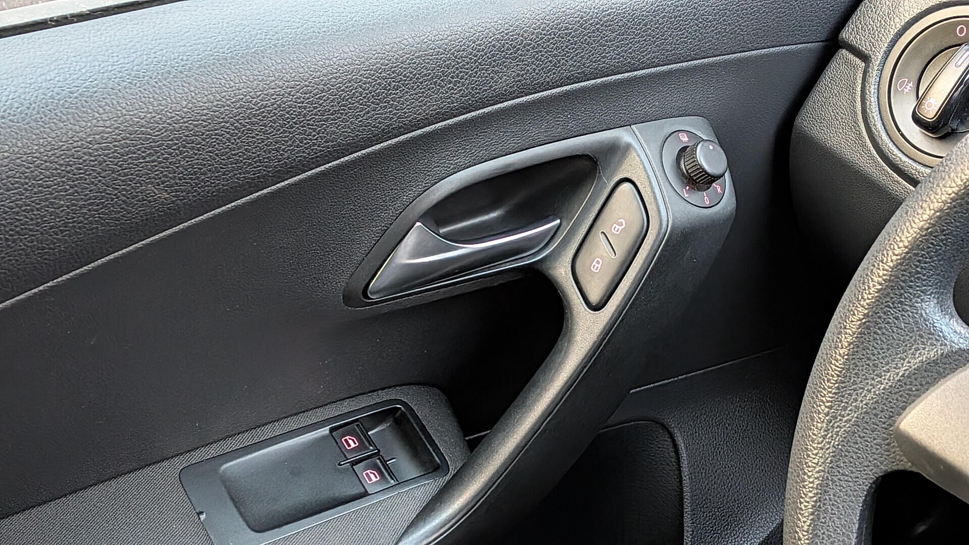 Sort VW Polo fra 2013