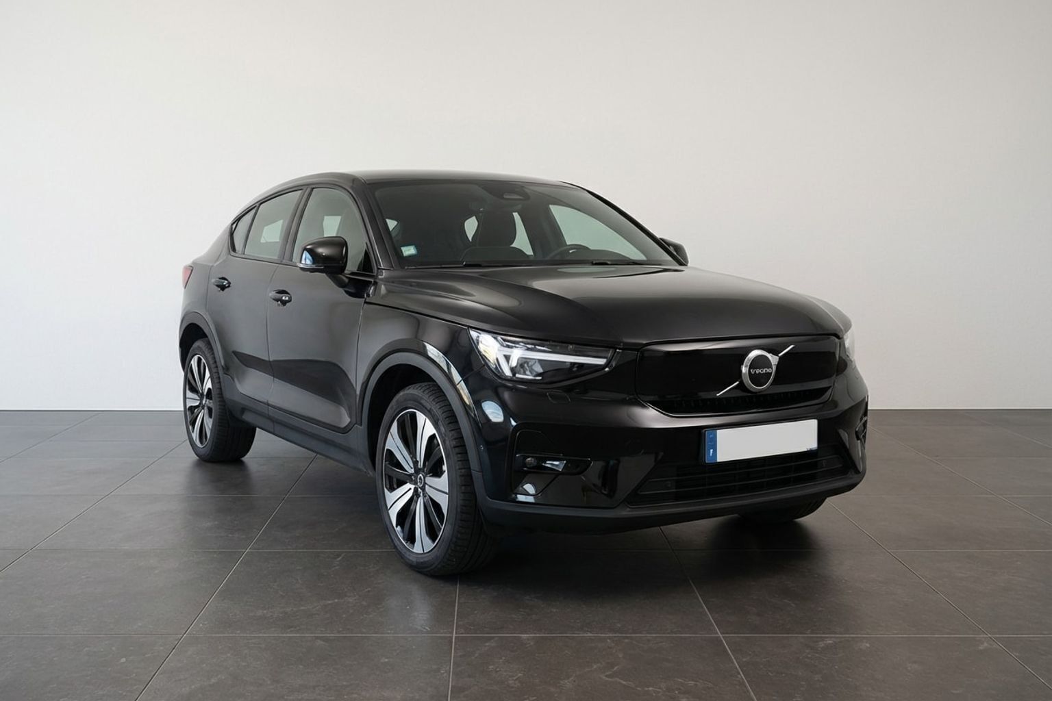 Volvo C40 Recharge Extended Range Core 252HK 5d Aut.