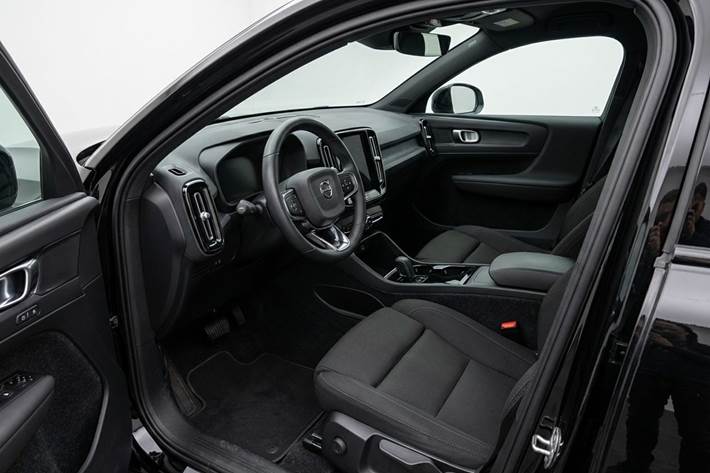 Sort Volvo C40 fra 2023