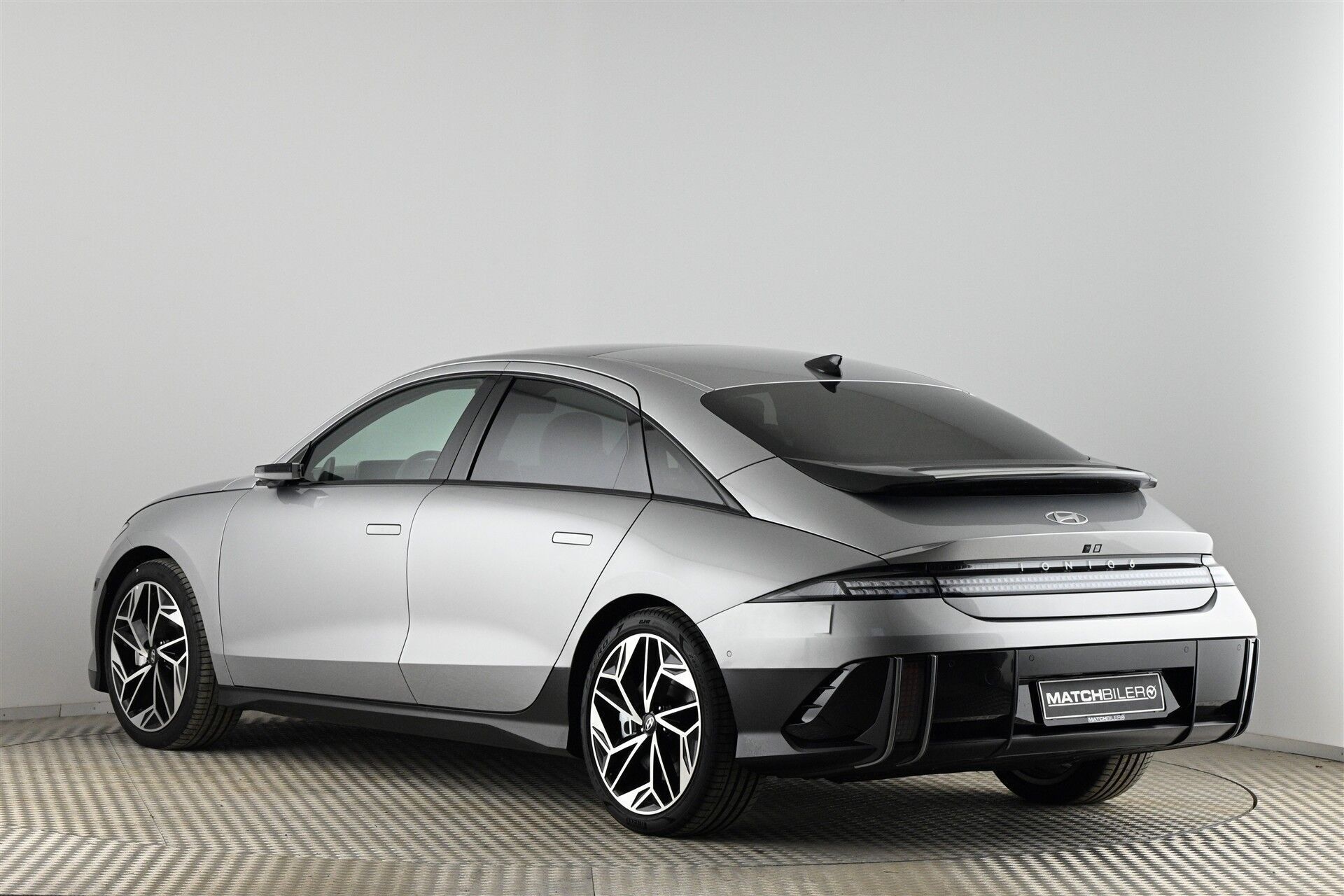 Hyundai Ioniq 6 Electric 77,4 kWh Ultimate 4WD 325HK Aut.