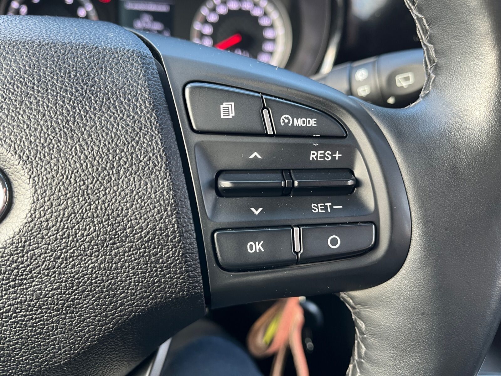 Hvid Hyundai i10 fra 2022