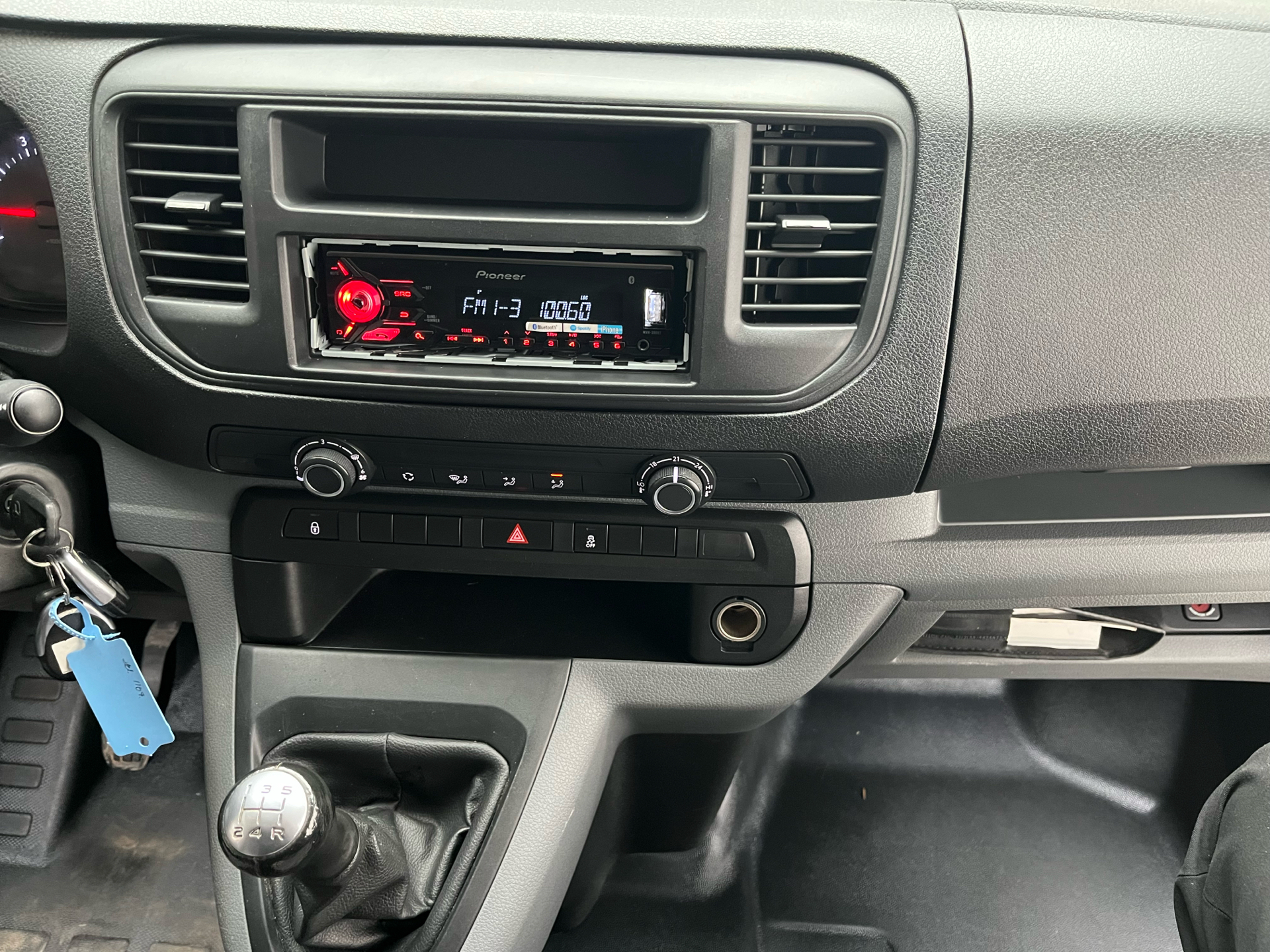 Toyota ProAce 1,6 Compact D Base Dobbelt bagdør u/ruder 95HK Van