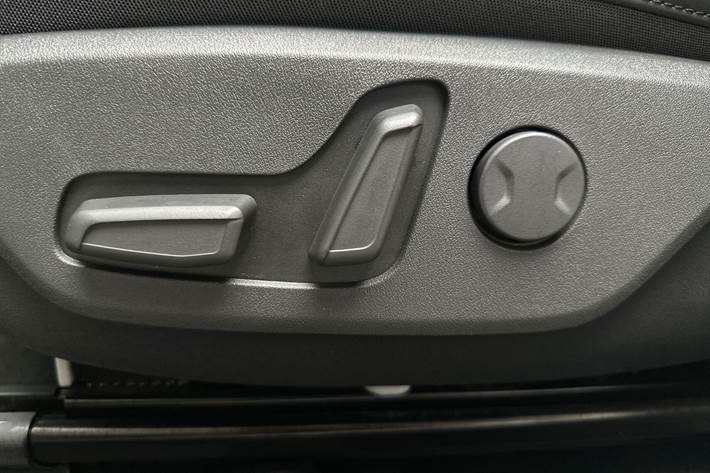 Hvid Kia Niro EV fra 2024