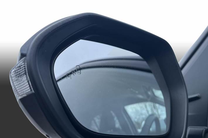 Grå Toyota Yaris Cross fra 2024