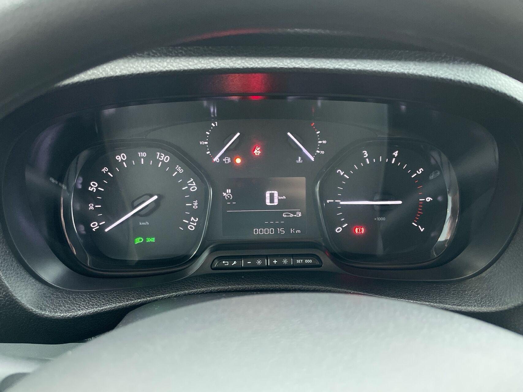 Hvid Citroën Jumpy fra 2026