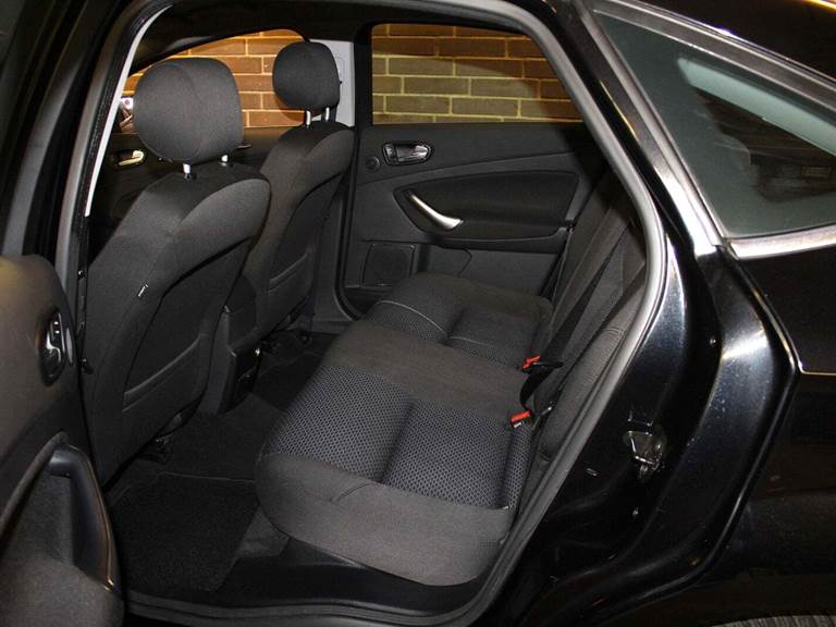 Ford Mondeo 2,0 145 Ghia