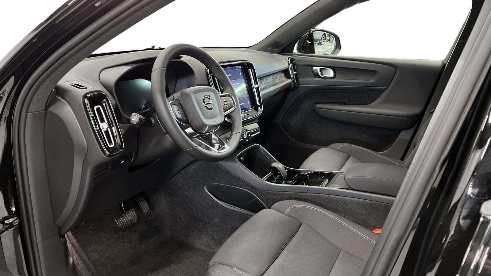 Volvo XC40 P6 ReCharge Core