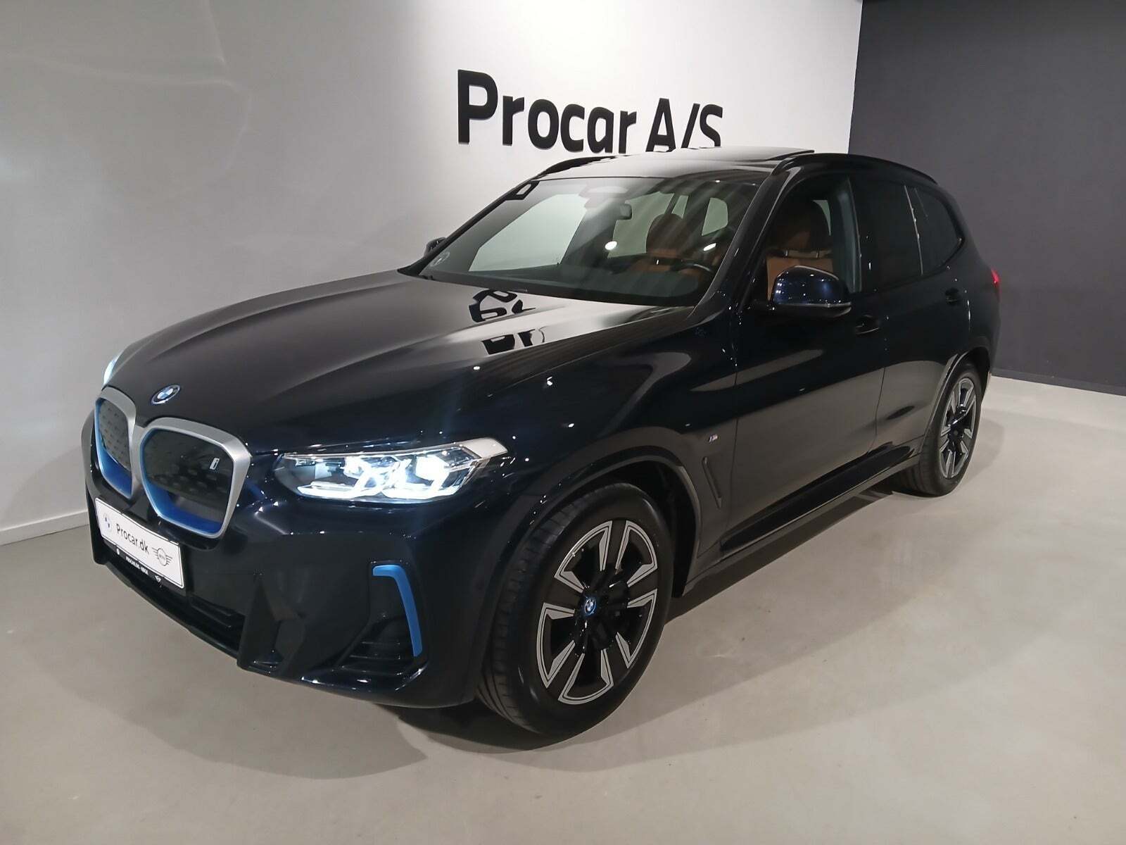 BMW iX3 Charged M-Sport