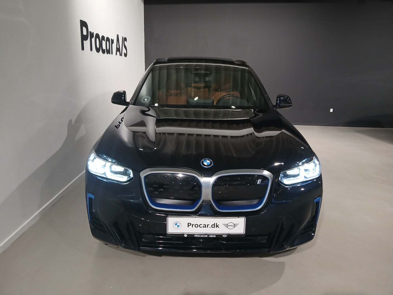 BMW iX3 Charged M-Sport