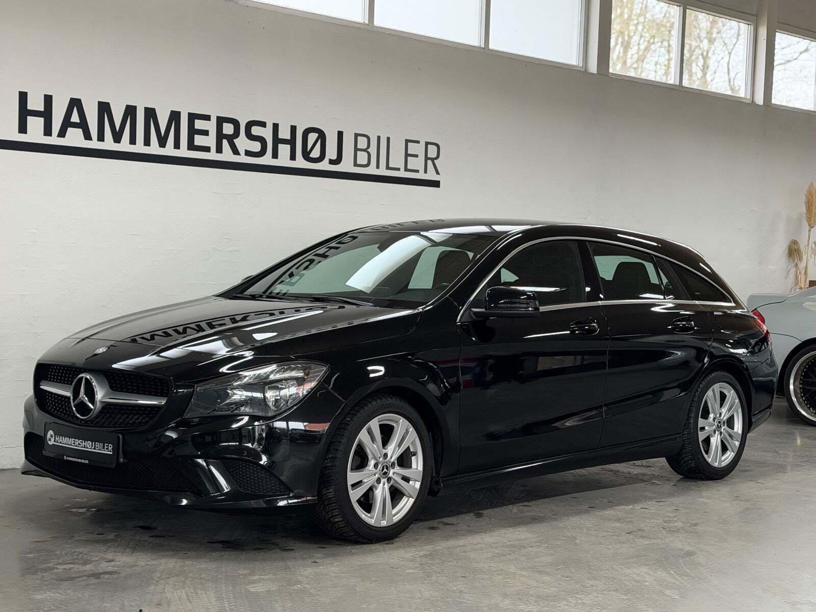 Mercedes CLA200 1,6 Shooting Brake
