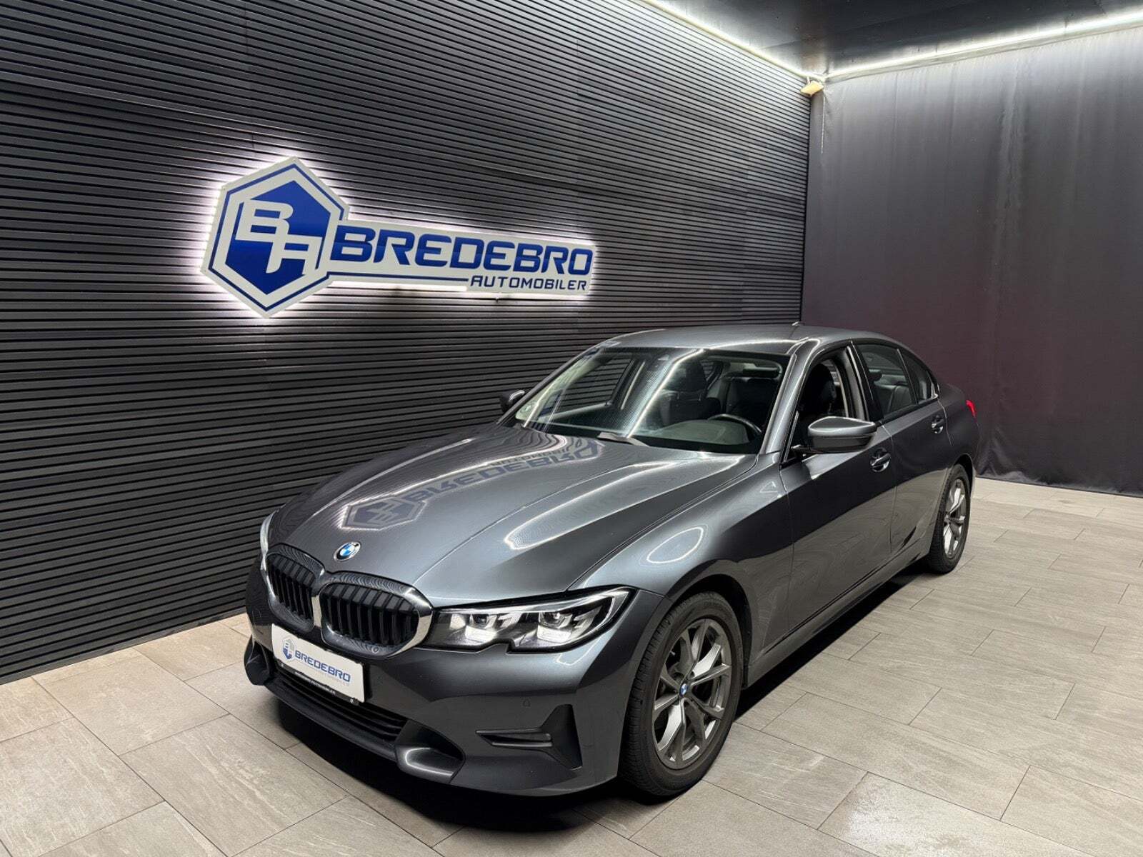BMW 320d 2,0 Sport Line aut.