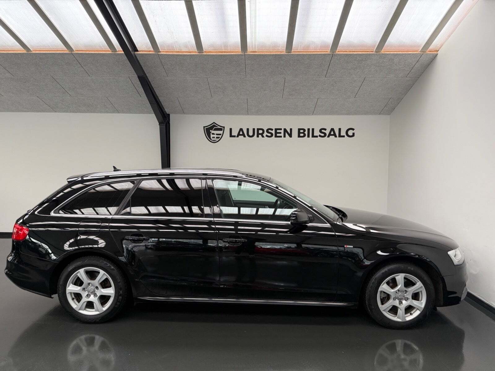 Audi A4 2,0 TDi 190 S-line Avant Multitr.