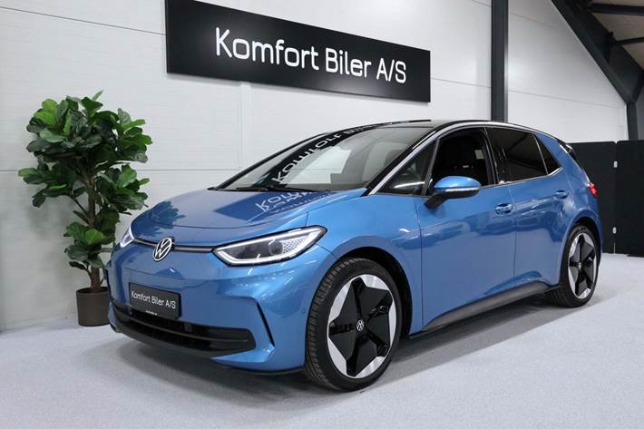Blå VW ID.3 fra 2025 set udefra