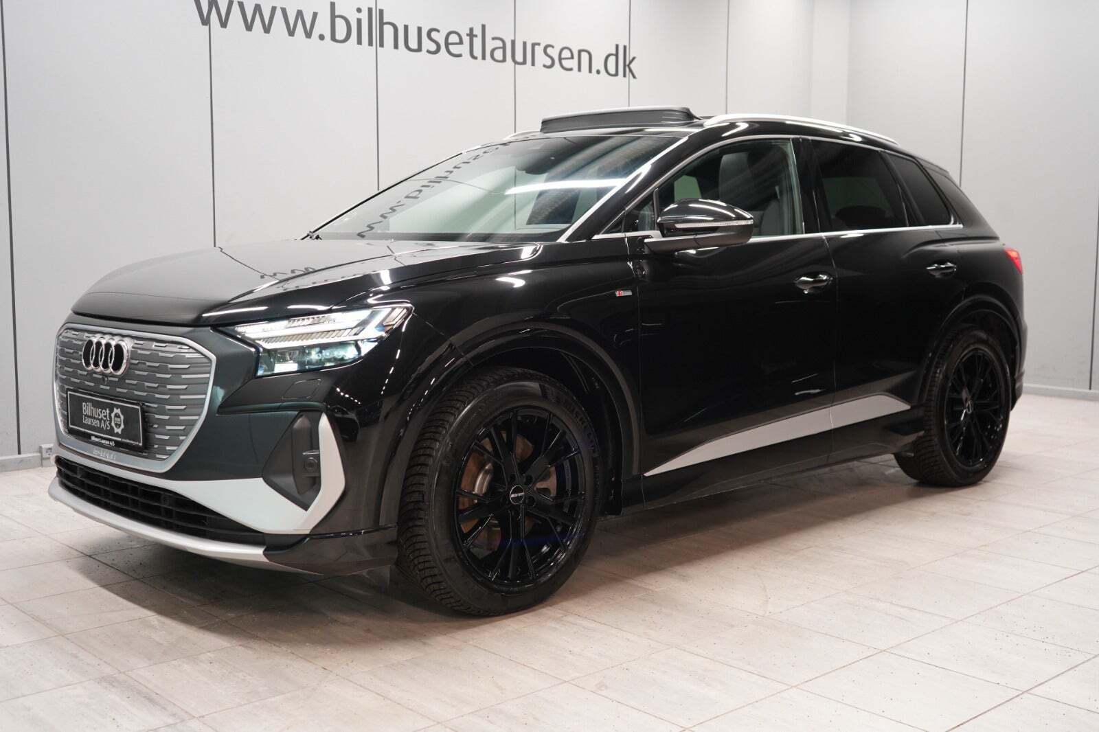 Audi Q4 e-tron 45 S-line