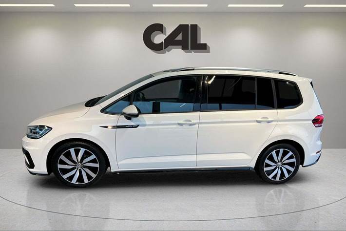 Hvid VW Touran fra 2018