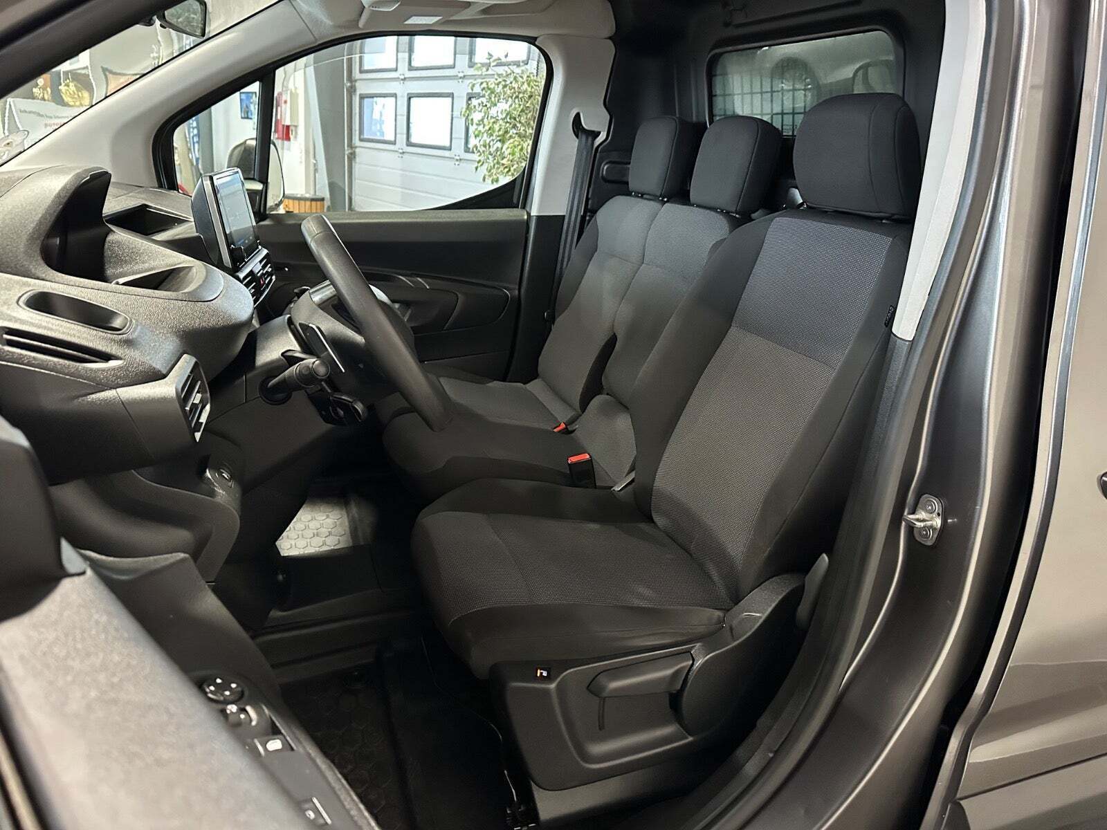 Peugeot Partner 1,5 BlueHDi 130 L1V2 Grip EAT8 Van