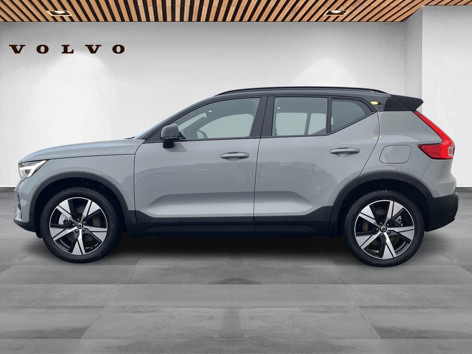 Volvo EX40 Extended Range Black Edition Excess