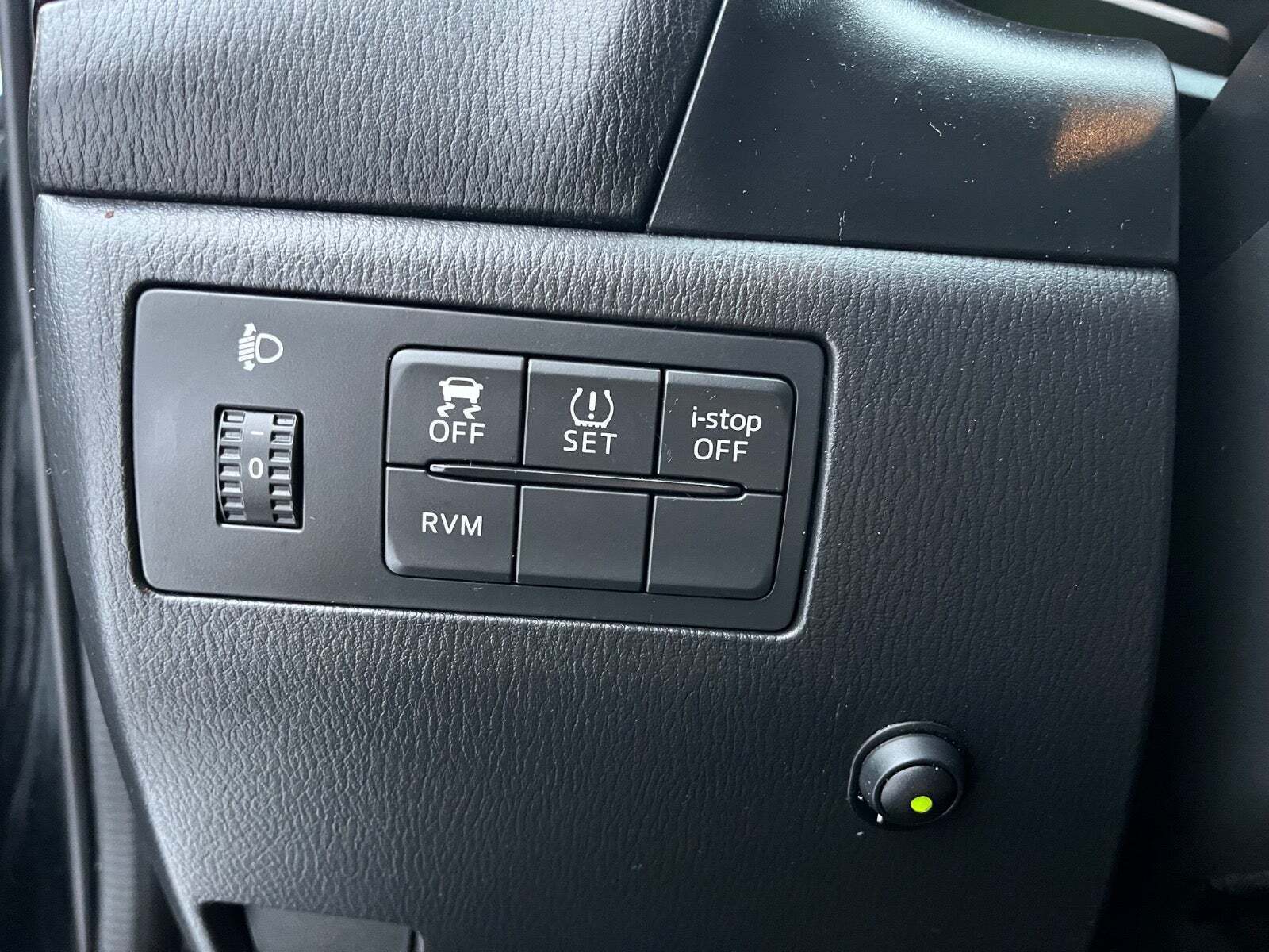 Sort Mazda 3 fra 2015