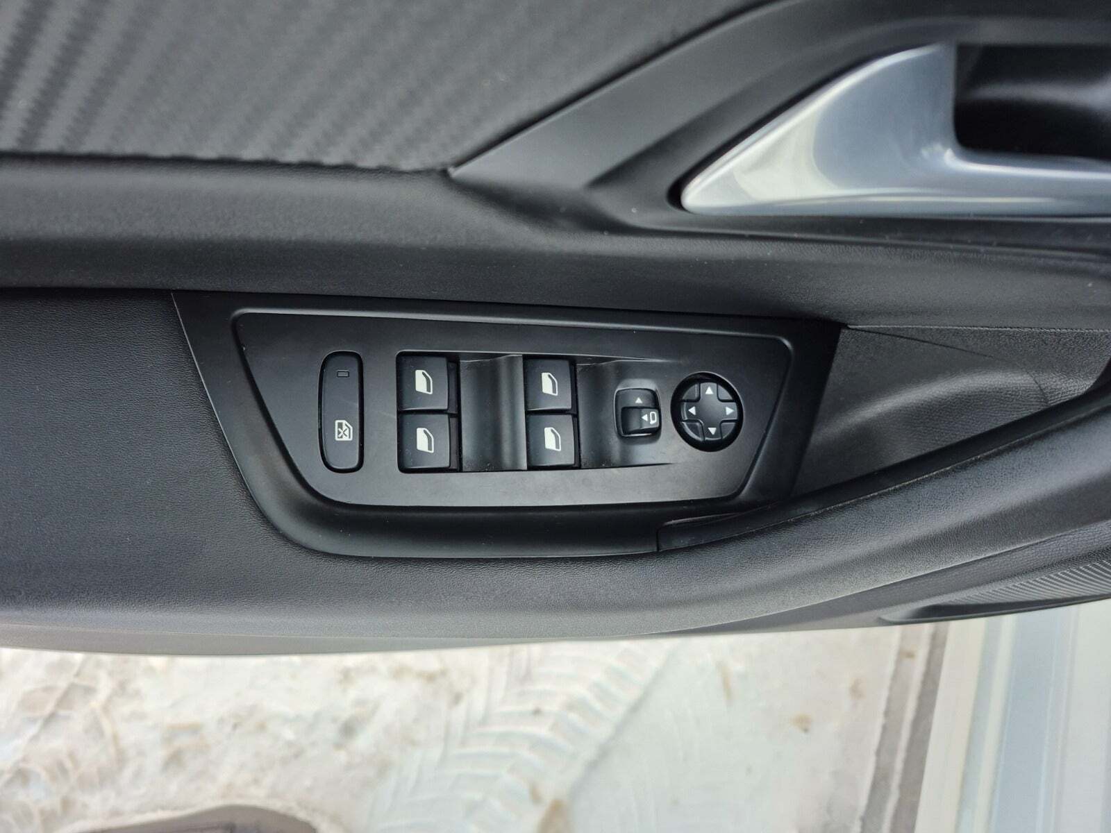 Hvid Peugeot 508 fra 2021