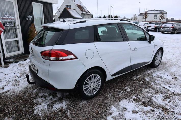 Hvid Renault Clio IV fra 2014