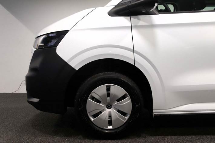 Hvid VW e-Caravelle fra 2026