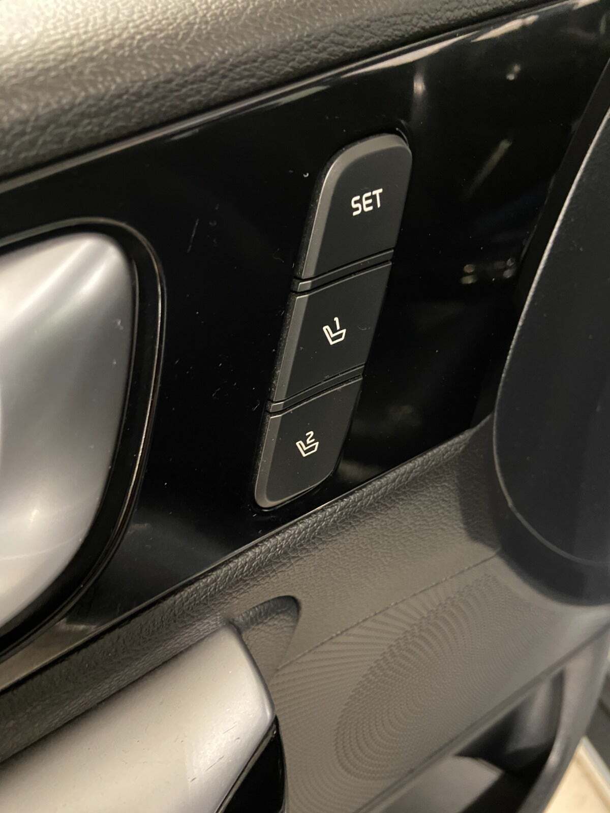 Blå Kia XCeed fra 2020