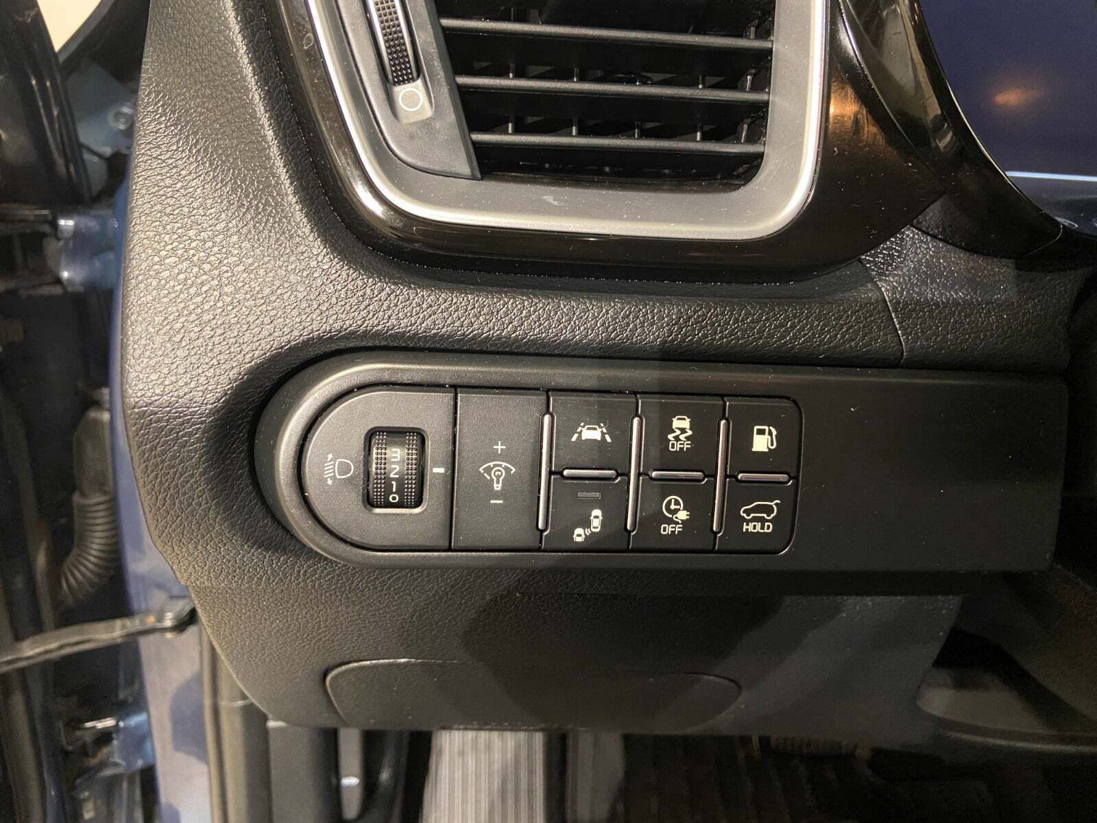 Blå Kia Ceed fra 2020