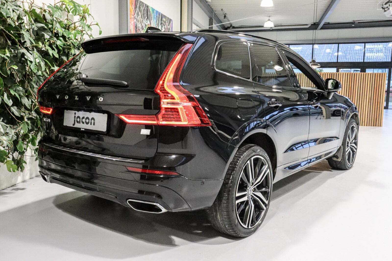Volvo XC60 2,0 T8 ReCharge R-Design aut. AWD