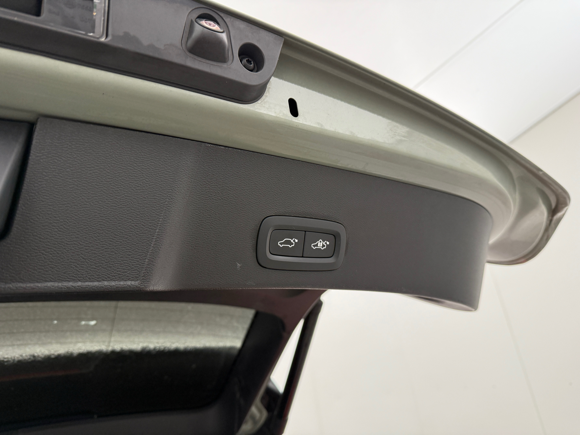 Grøn Volvo XC40 fra 2024