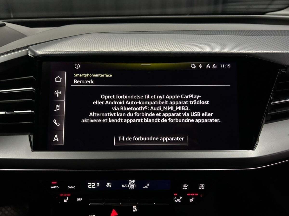 Grå Audi Q4 e-tron fra 2024