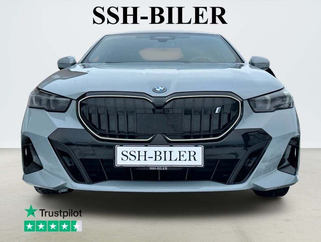 BMW i5 eDrive40 Fully Charged M-Sport Pro