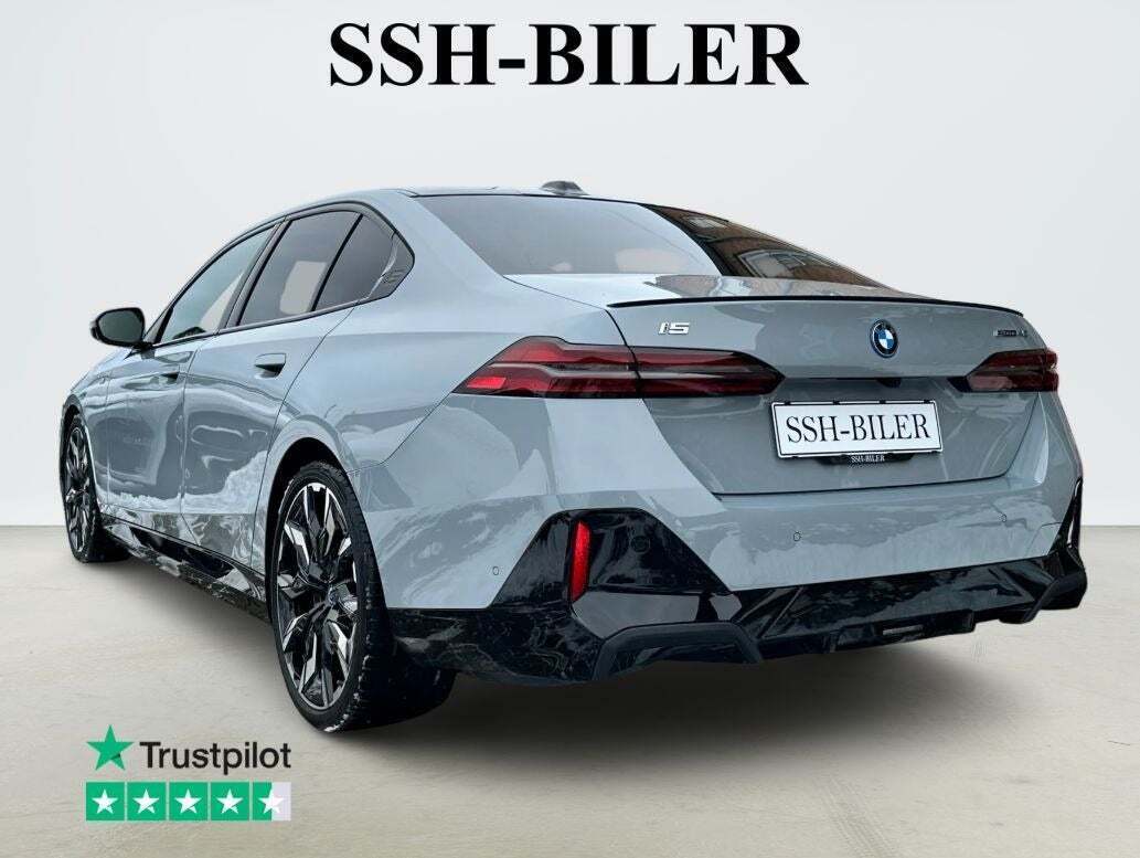 BMW i5 eDrive40 Fully Charged M-Sport Pro