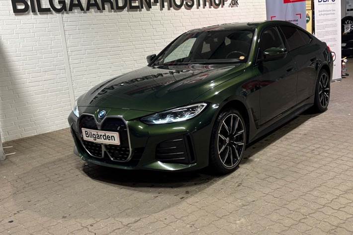 Grøn BMW i4 fra 2022