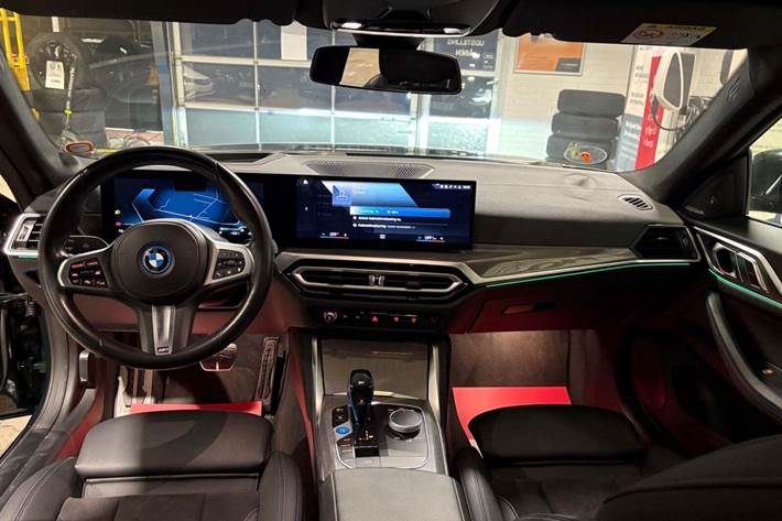 Grøn BMW i4 fra 2022