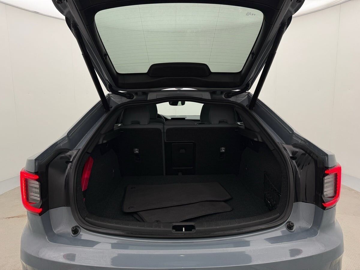 Grå Polestar 2 fra 2023