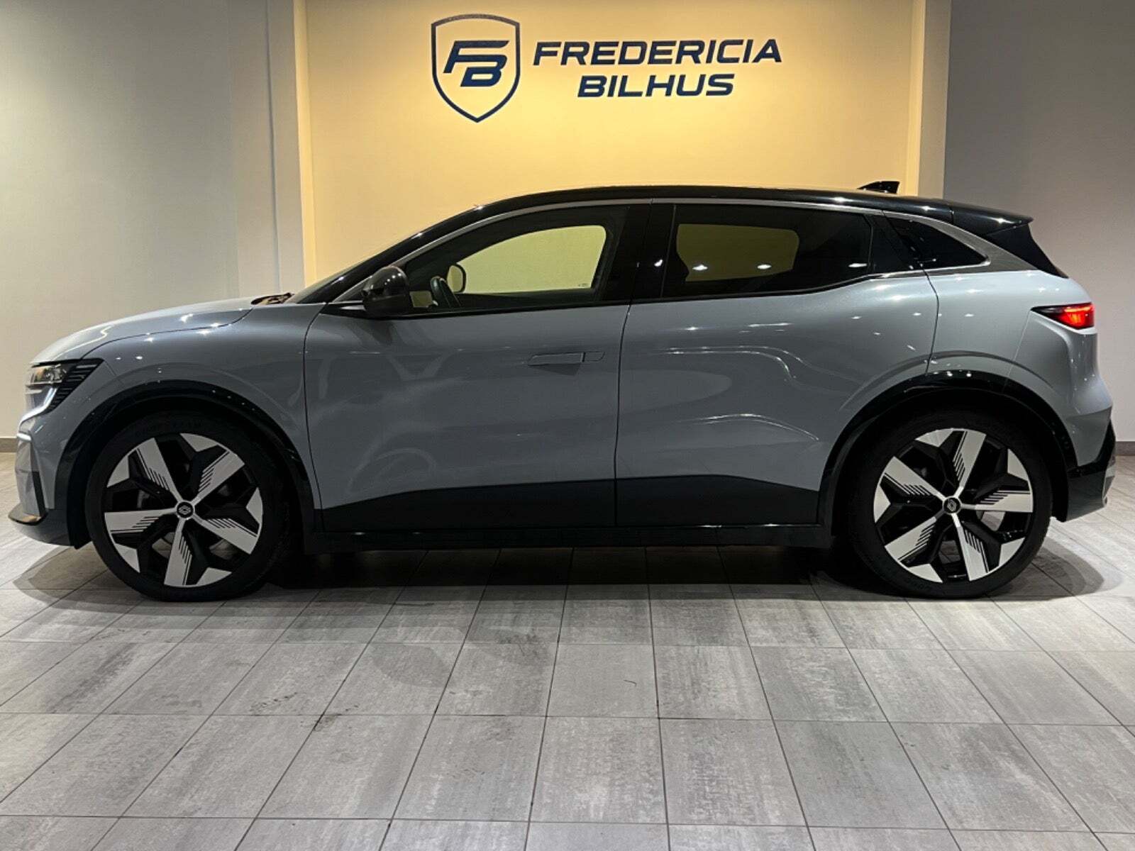 Renault Megane E-Tech 60 Techno