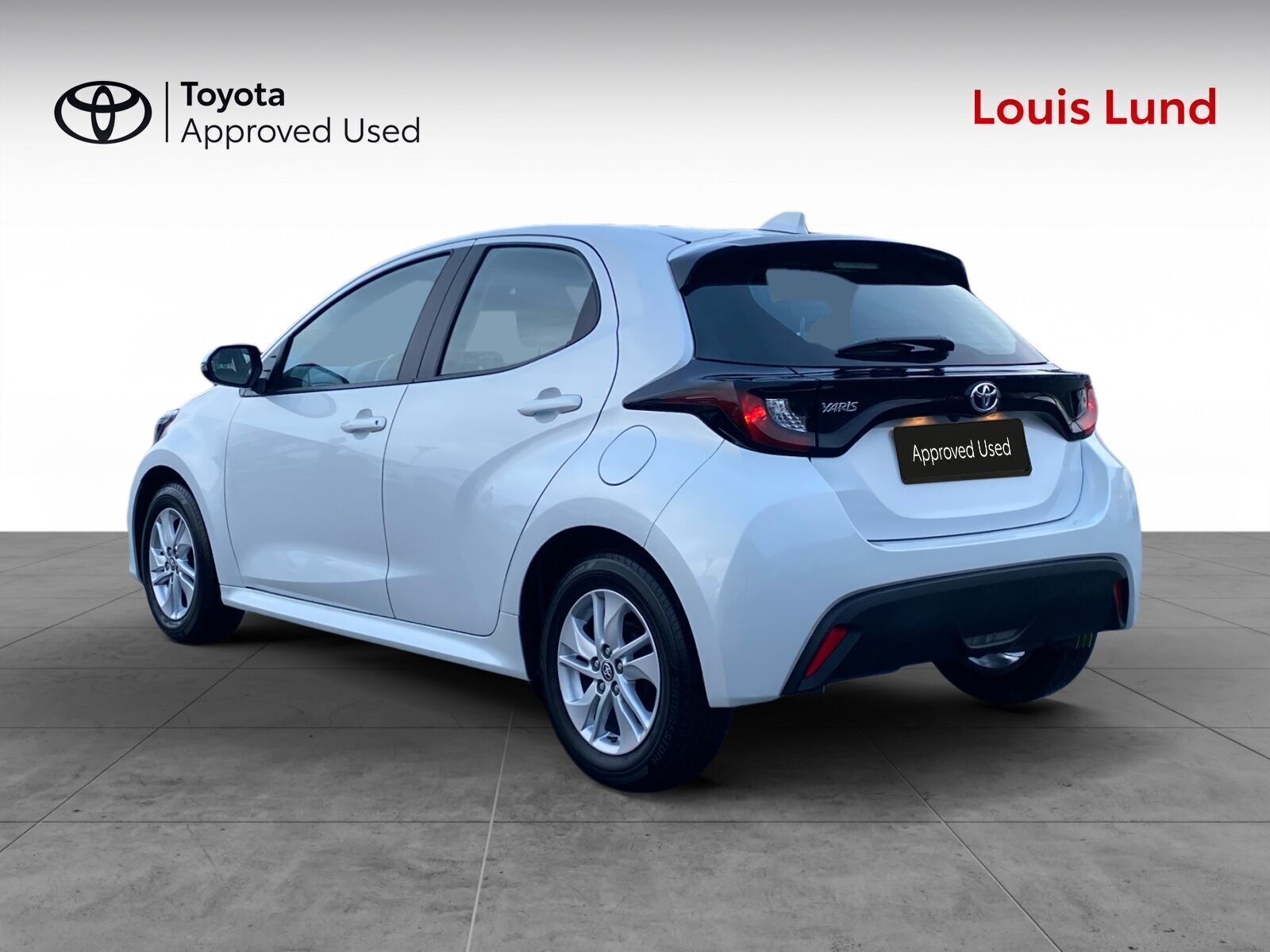 Hvid Toyota Yaris fra 2022